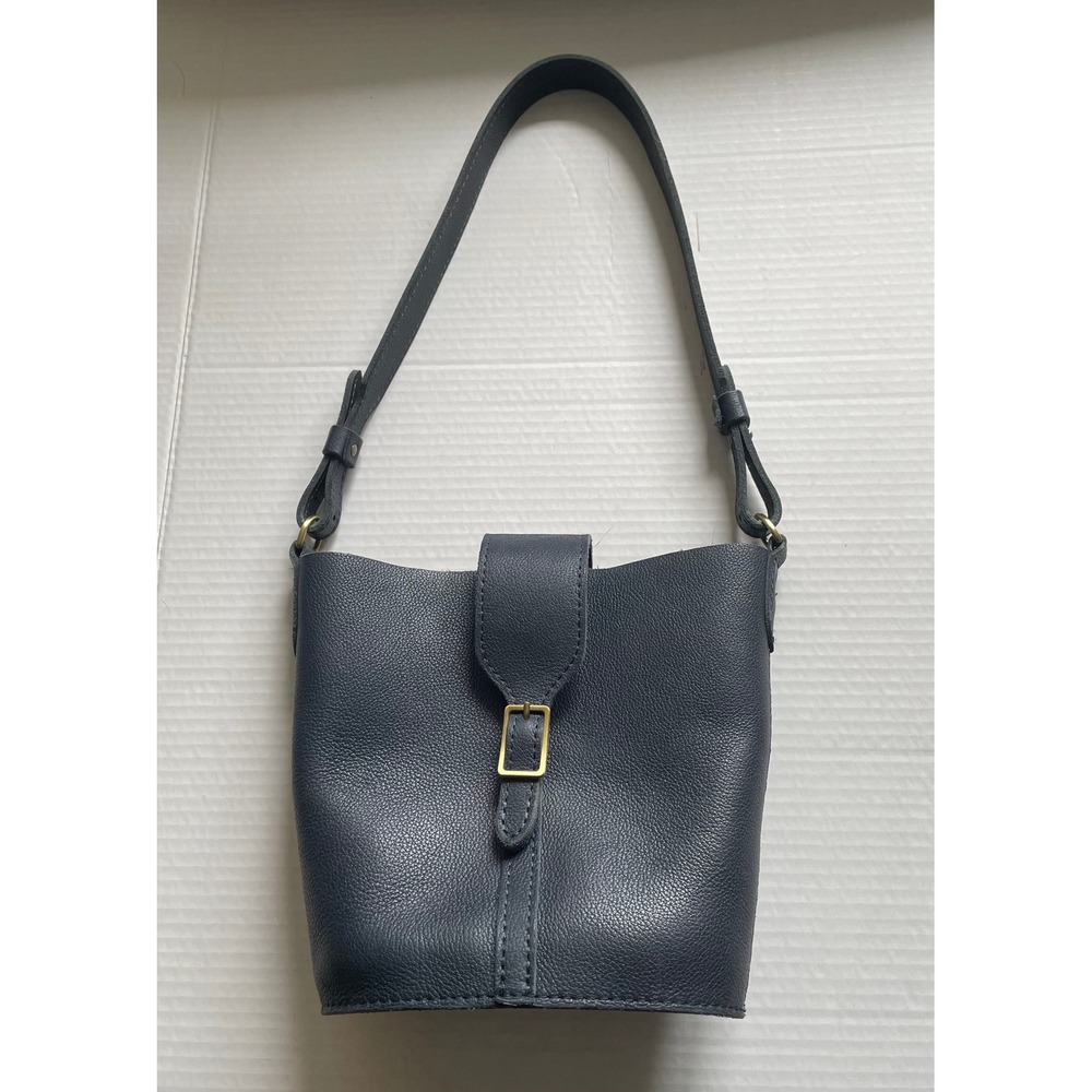 Portland Leather Goods Navy Blue Pebbled Leather Bucket Bag Crossbody